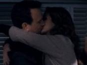Julia Roberts Hanks s'embrassent dans bande annonce Larry Crowne (vidéo)
